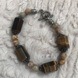 Neutral stone bracelet